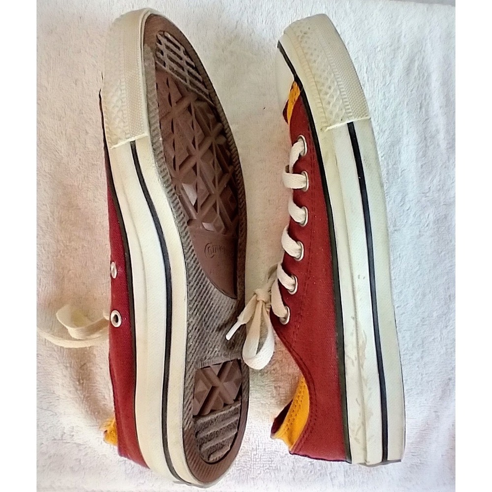 VTG Converse All Stars Chuck Taylor Maroon Gold sneakers - Unisex  sz 8 W sz 6 M - Picture 5 of 8